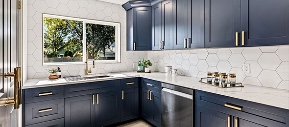 Cabinets Midnight Blue Shaker Cabinets | Shop online at Wholesale Cabinets